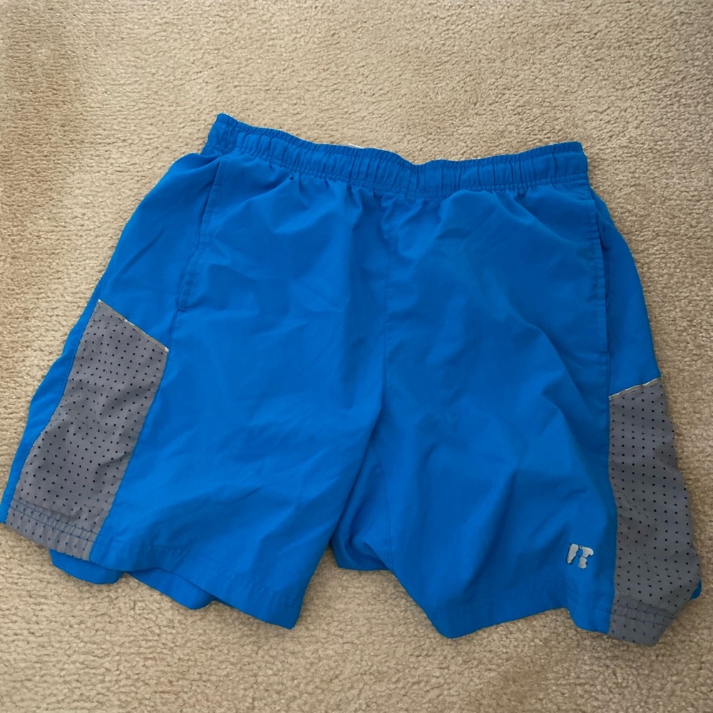 Russell Gym Shorts- SIZE: MENS S
